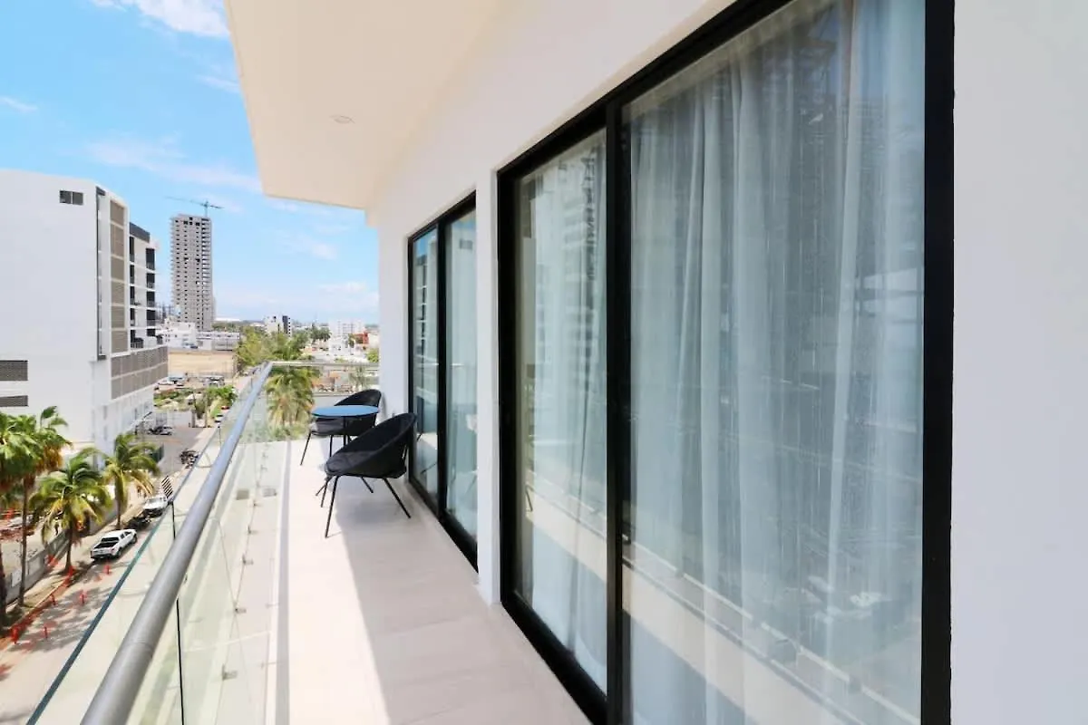 Apartment 1 Block From The Malecon Beach View - Flamingo 601 Mazatlán 0*,
