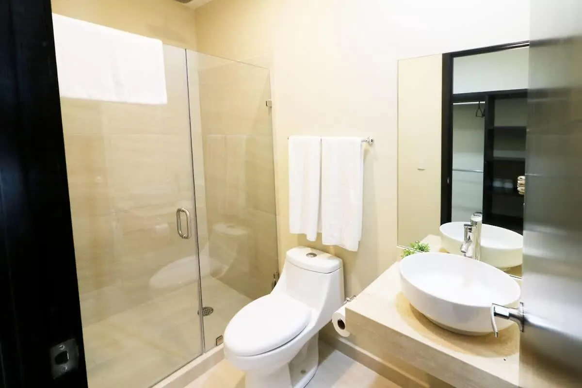 Casa vacanze Apartment 1 Block From The Malecon Beach View - Flamingo 601 Mazatlán Messico